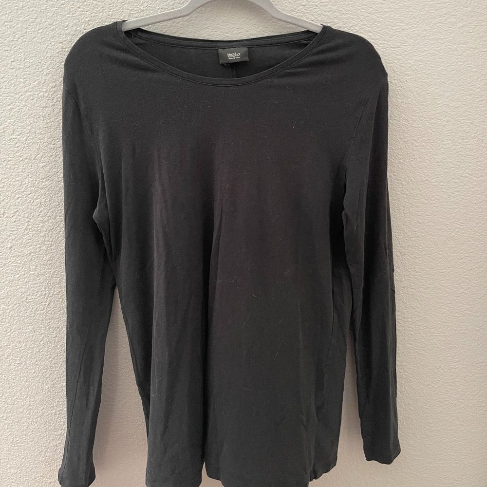 Mossimo - Black Long Sleeve
